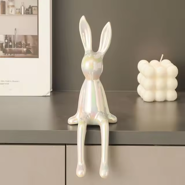 GoldenBunny – Niedliche goldene Hasen-Skulptur